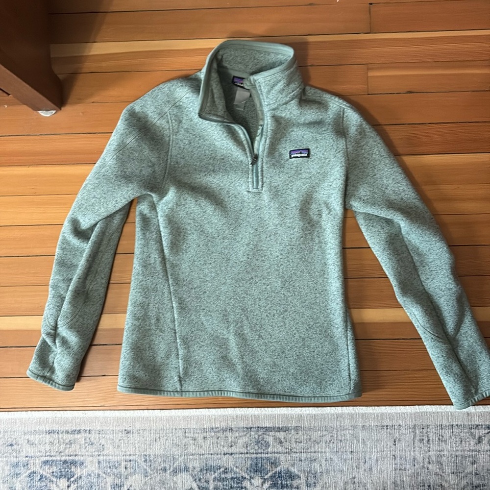 Patagonia Better Sweater green heather color size small